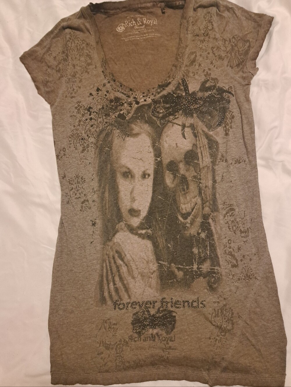 Rich & Royal Women's Taupe Graphic Tee - "Forever Friends"